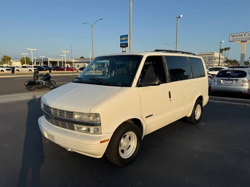 Chevrolet Astro Van
