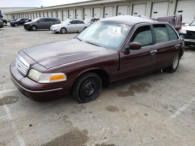 Ford Crown Victoria
