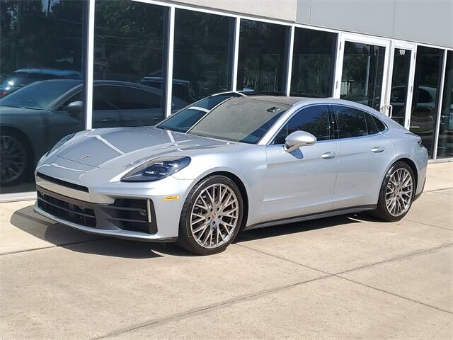 PORSCHE