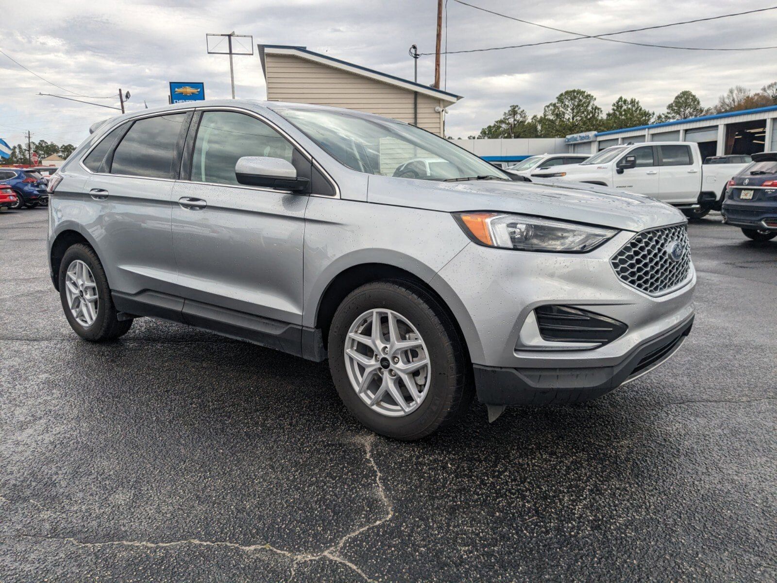 2024 FORD Edge
