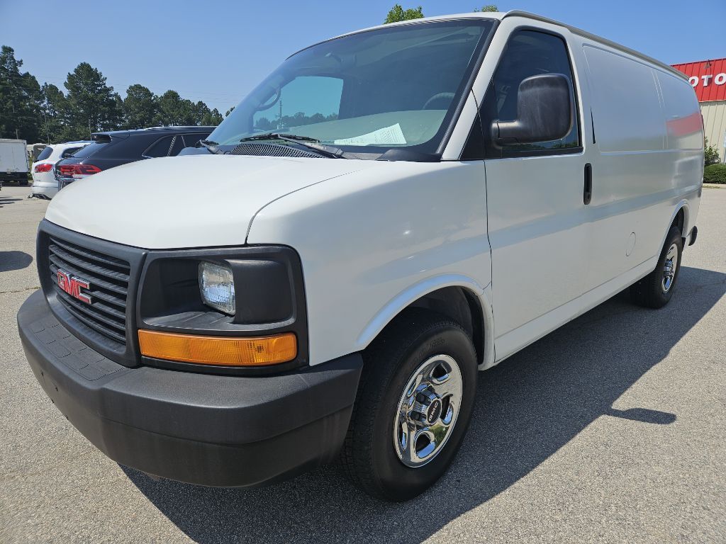 GMC Savana