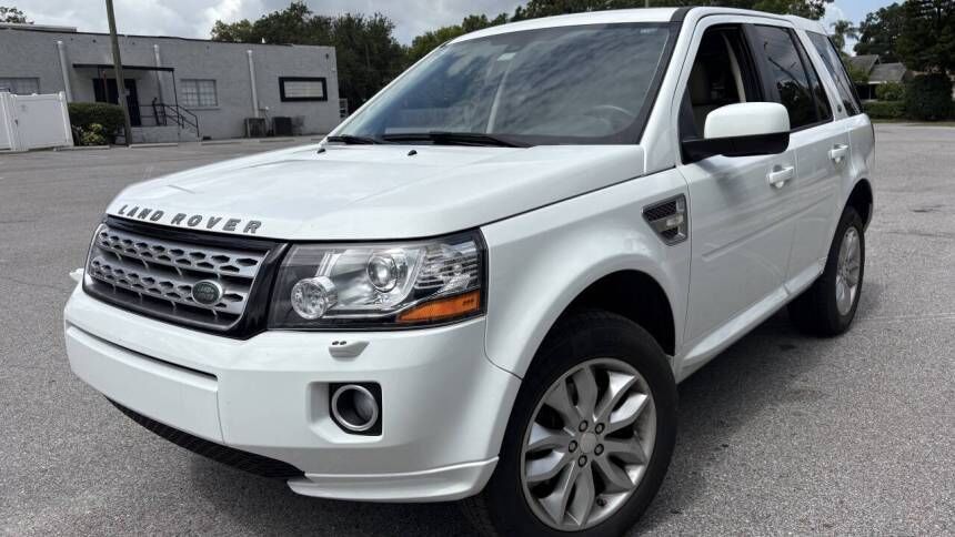 Land Rover LR2