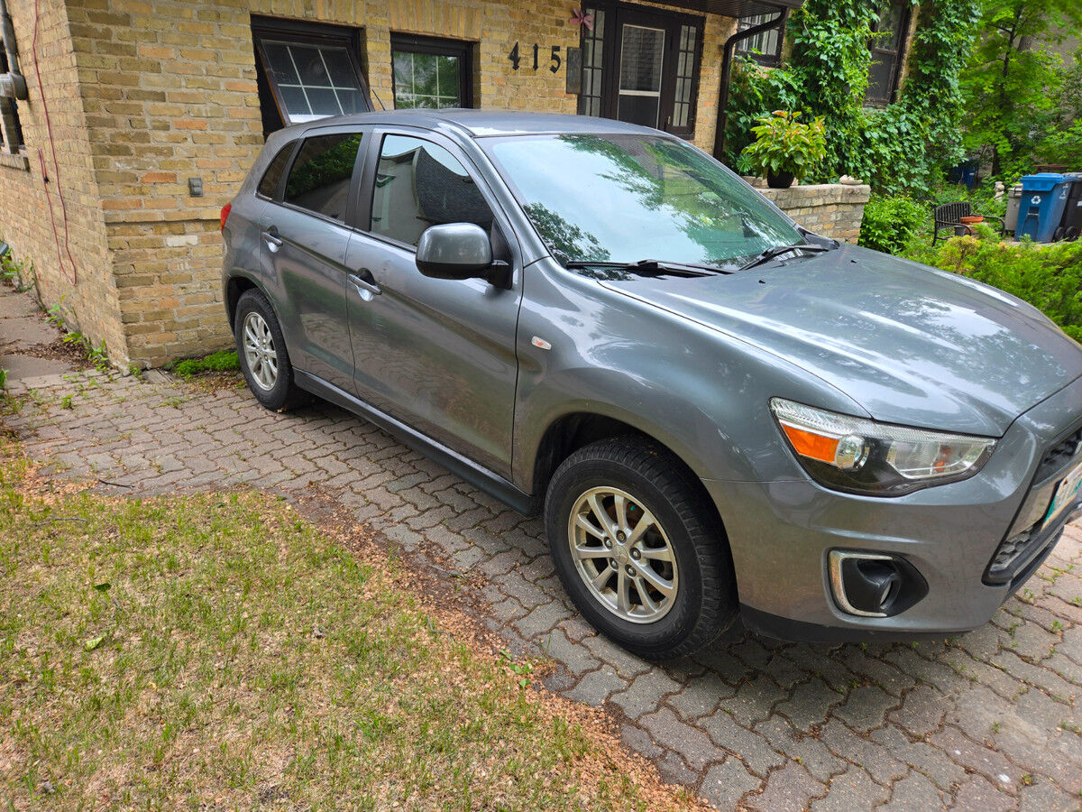 Mitsubishi RVR