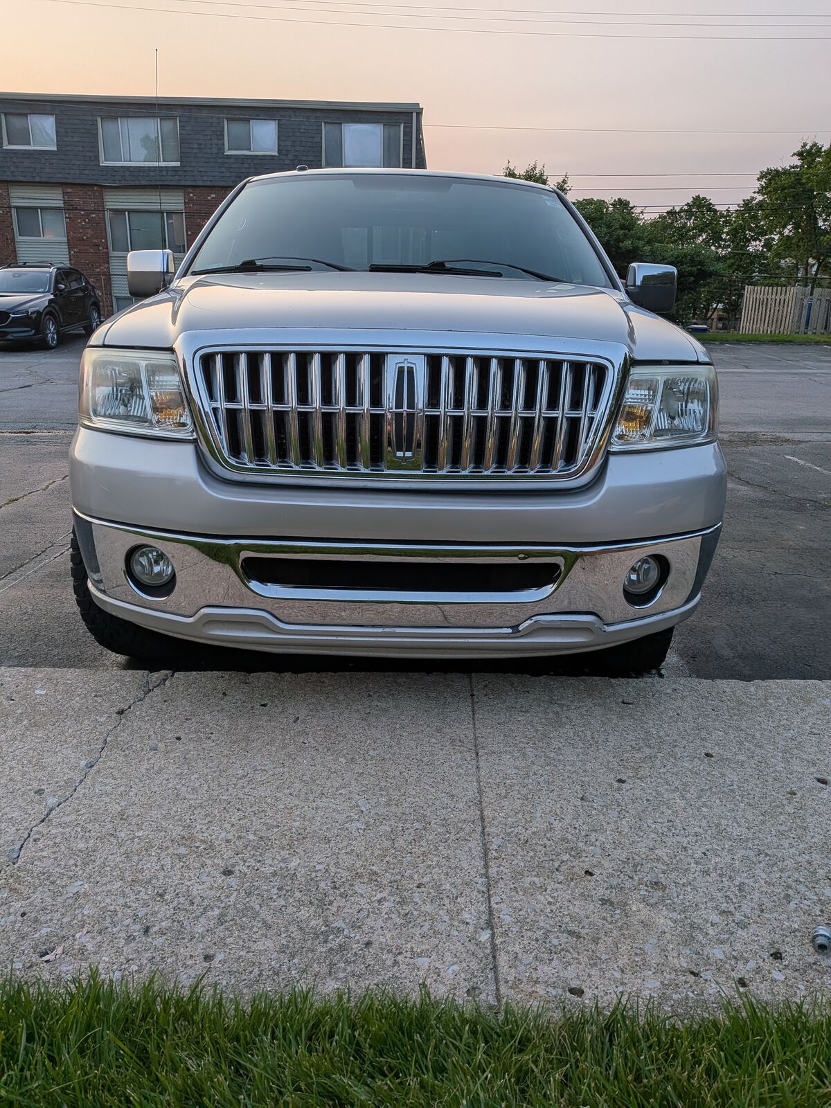 Lincoln Mark LT