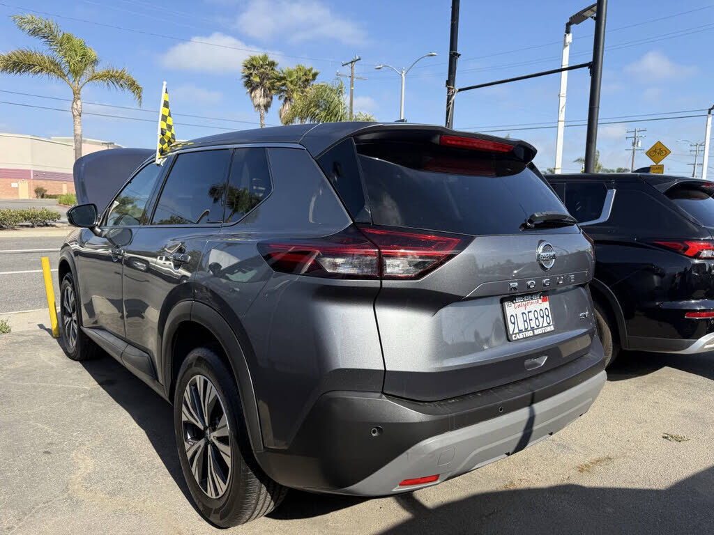 2021 NISSAN Rogue