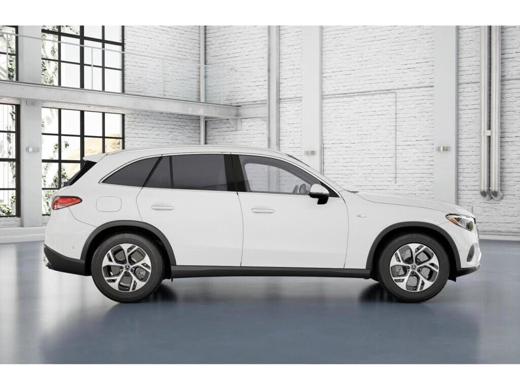 2025 Mercedes-Benz GLC-Class