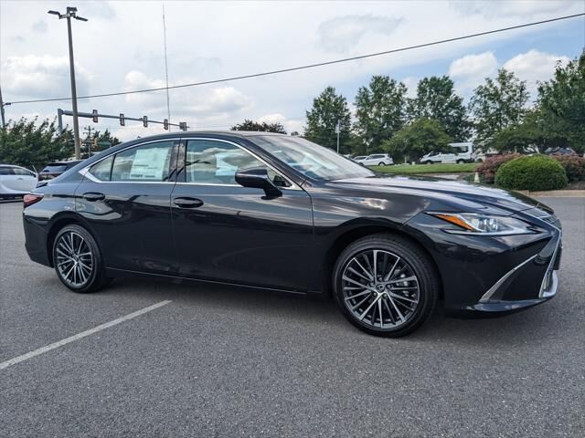 2025 Lexus ES