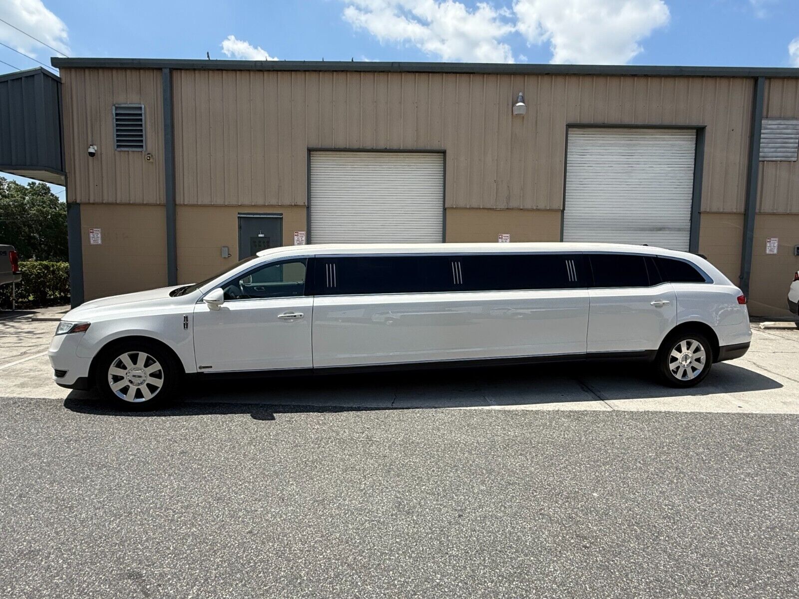 Lincoln MKT