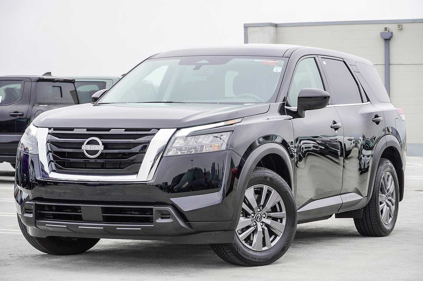 NISSAN