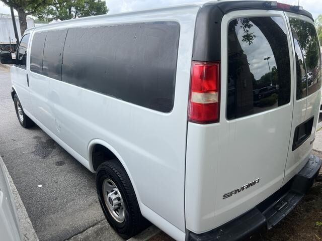 GMC Savana