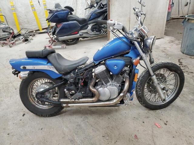 Honda VT600C (SHADOW VLX)