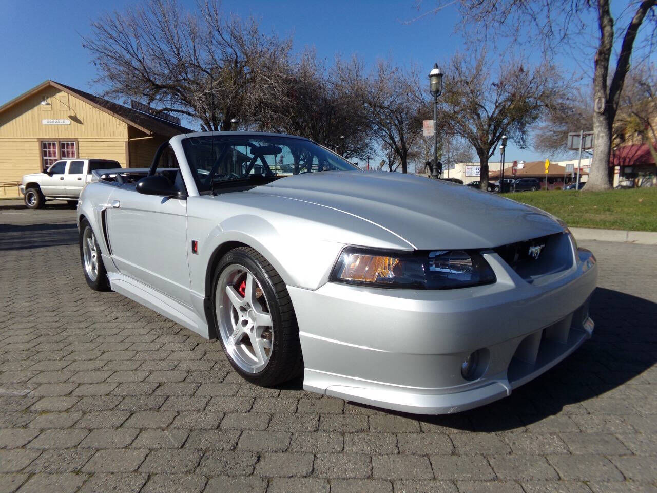 2002 FORD Mustang