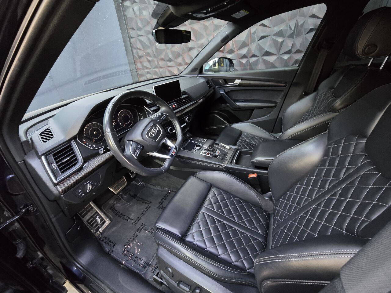 2020 Audi SQ5