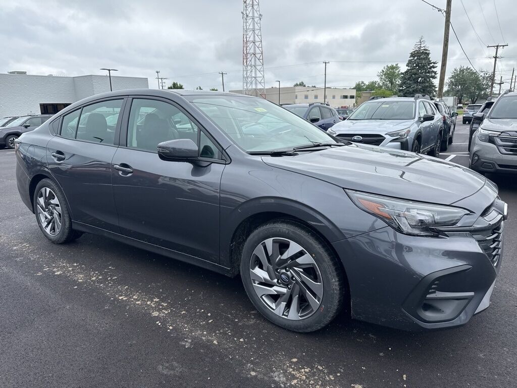 2025 SUBARU Legacy