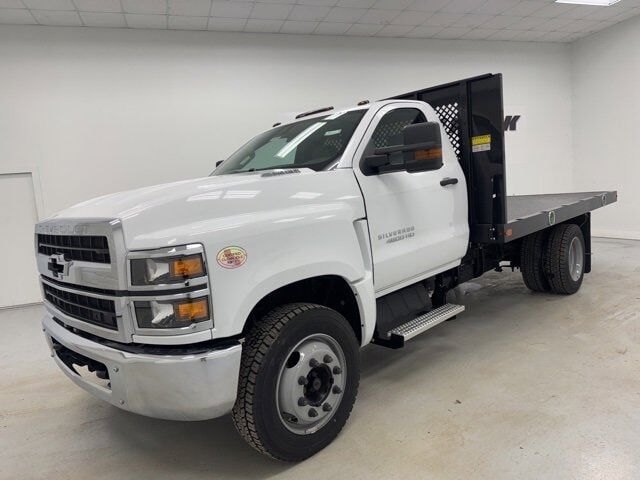 2024 GMC Silverado Medium Duty