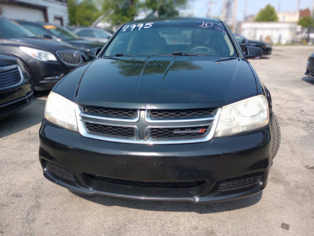 2013 DODGE Avenger