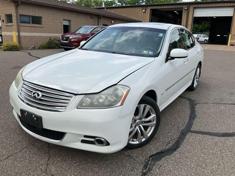 Infiniti M35