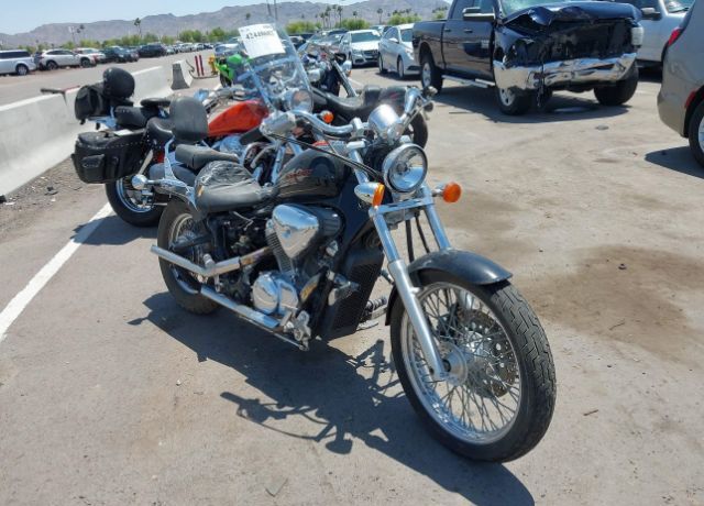 Honda VT600CD (SHADOW VLX DELUXE)