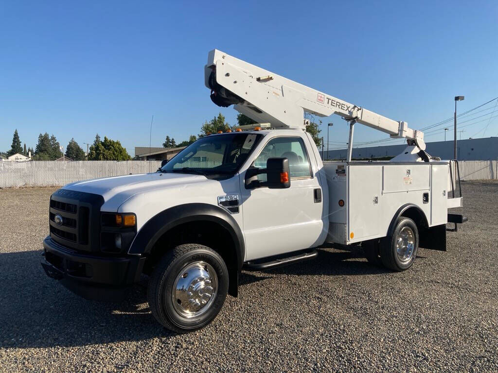 Ford F-550
