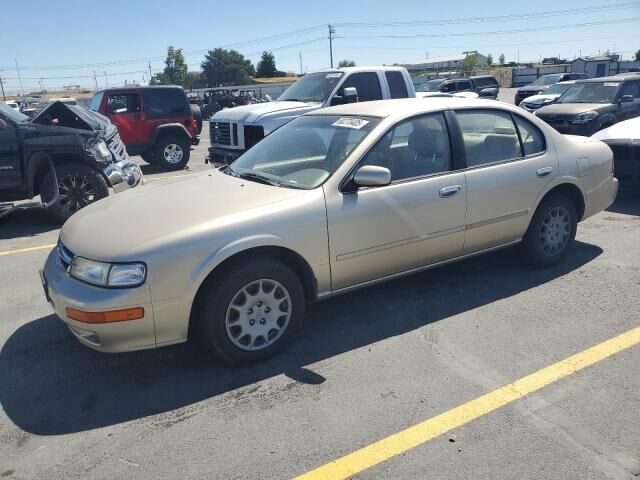 Nissan Maxima