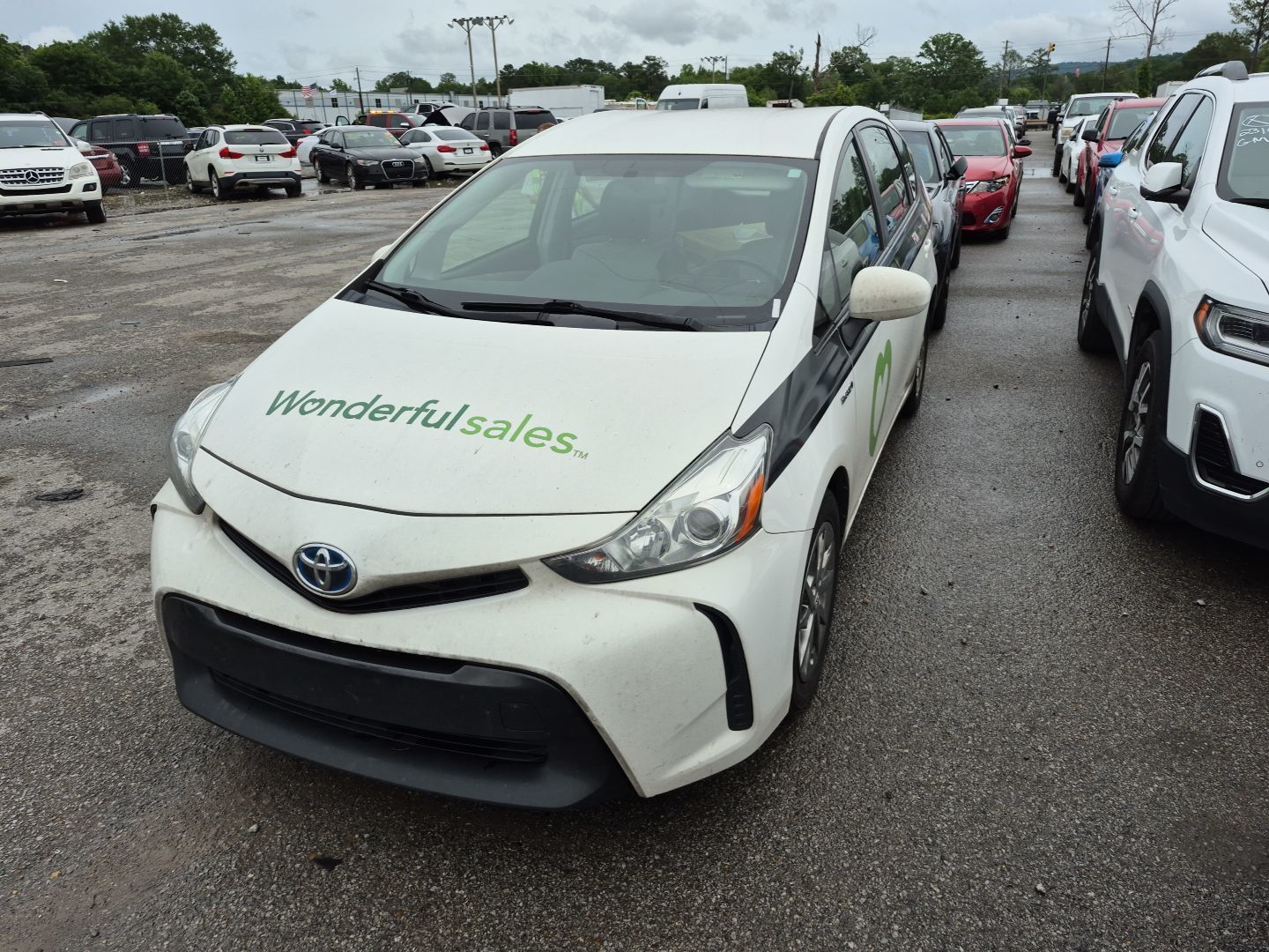 Toyota Prius V