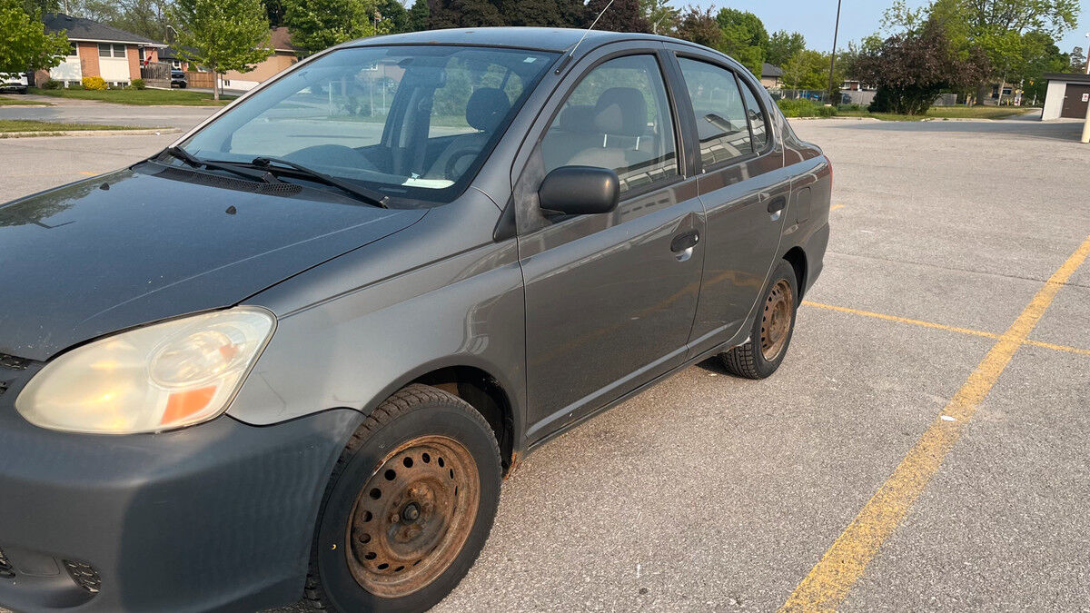 Toyota Echo