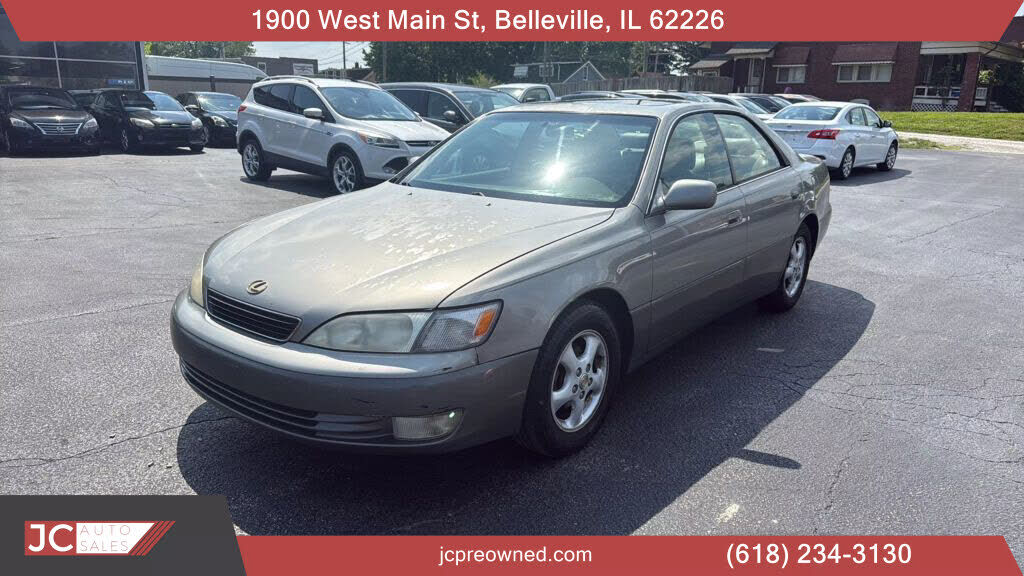 Lexus ES