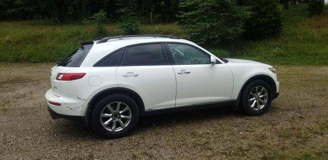 Infiniti FX35