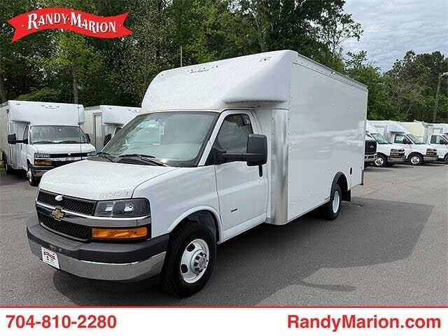 2022 CHEVROLET Express
