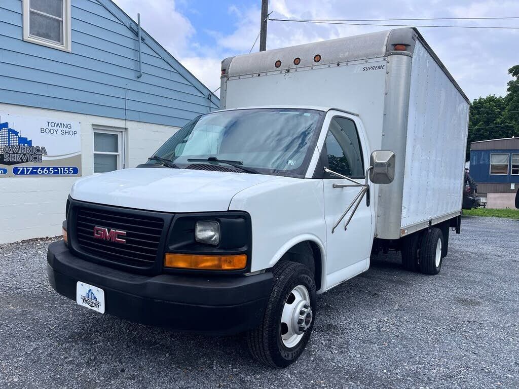 GMC Savana
