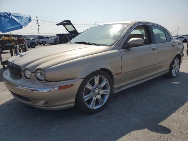 Jaguar X-Type