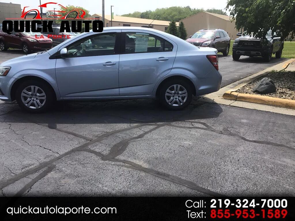 2017 CHEVROLET Sonic