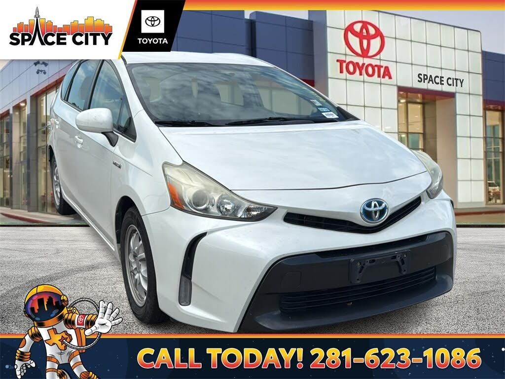 Toyota Prius V