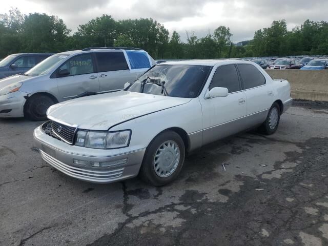 Lexus LS