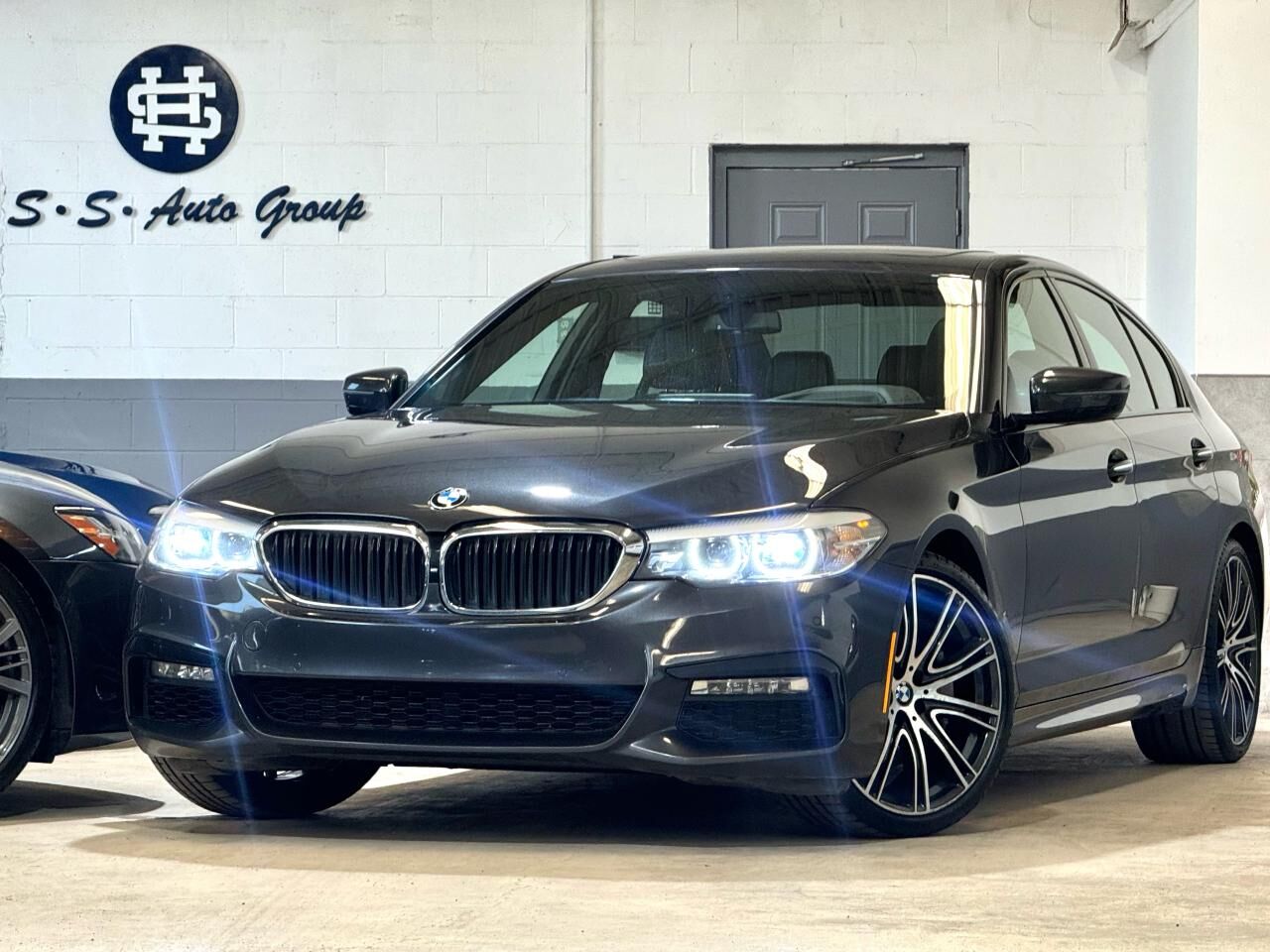 BMW 540i
