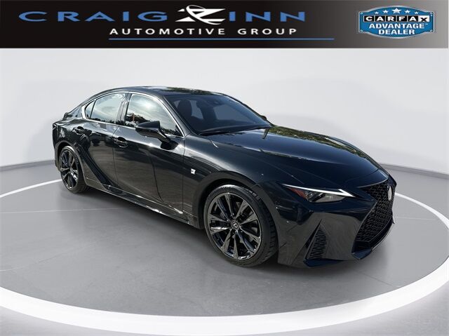LEXUS