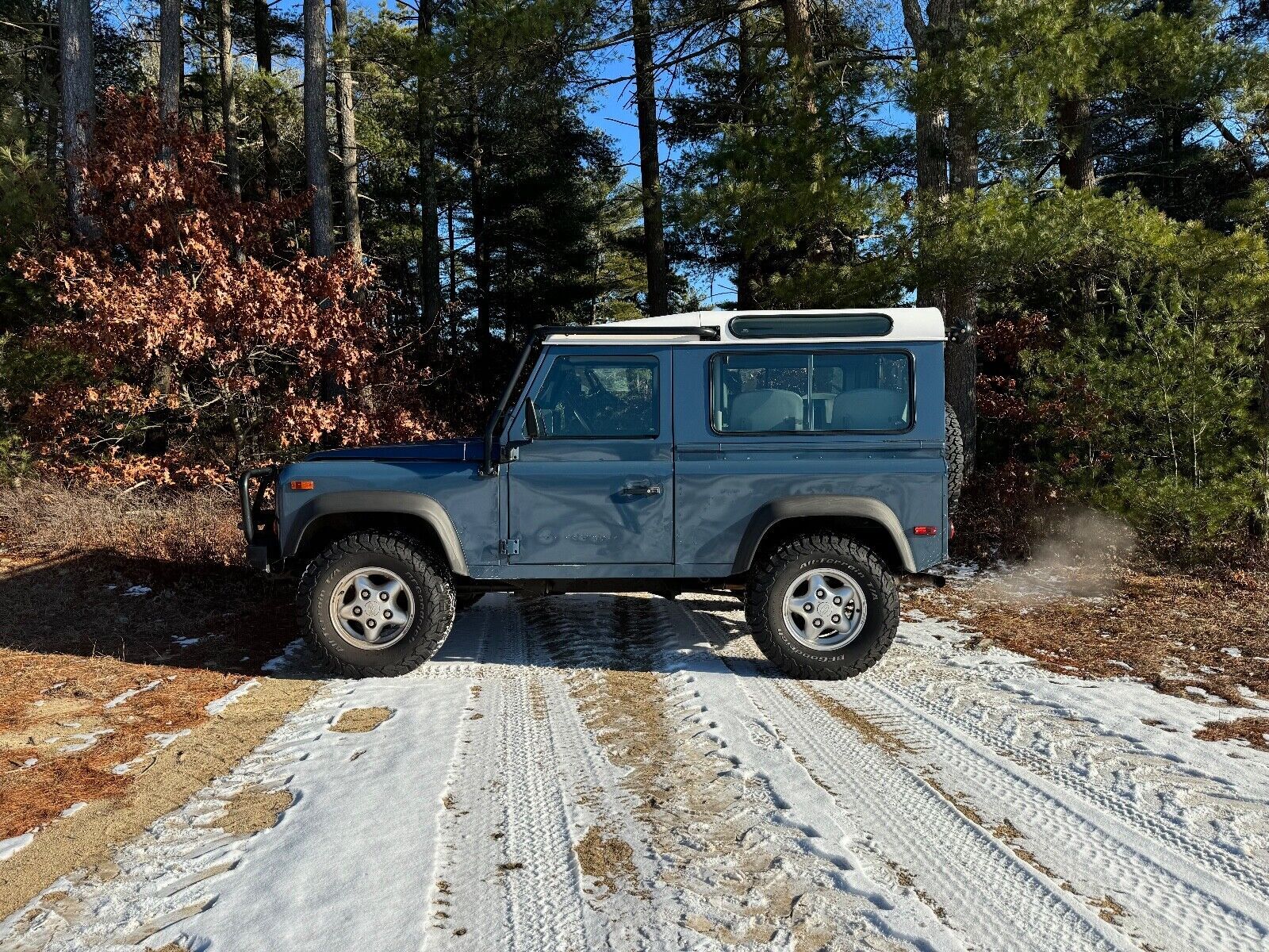 Land Rover Defender