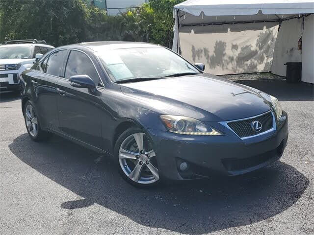 2011 LEXUS IS
