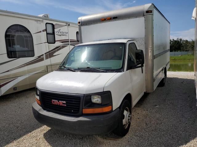 GMC Savana