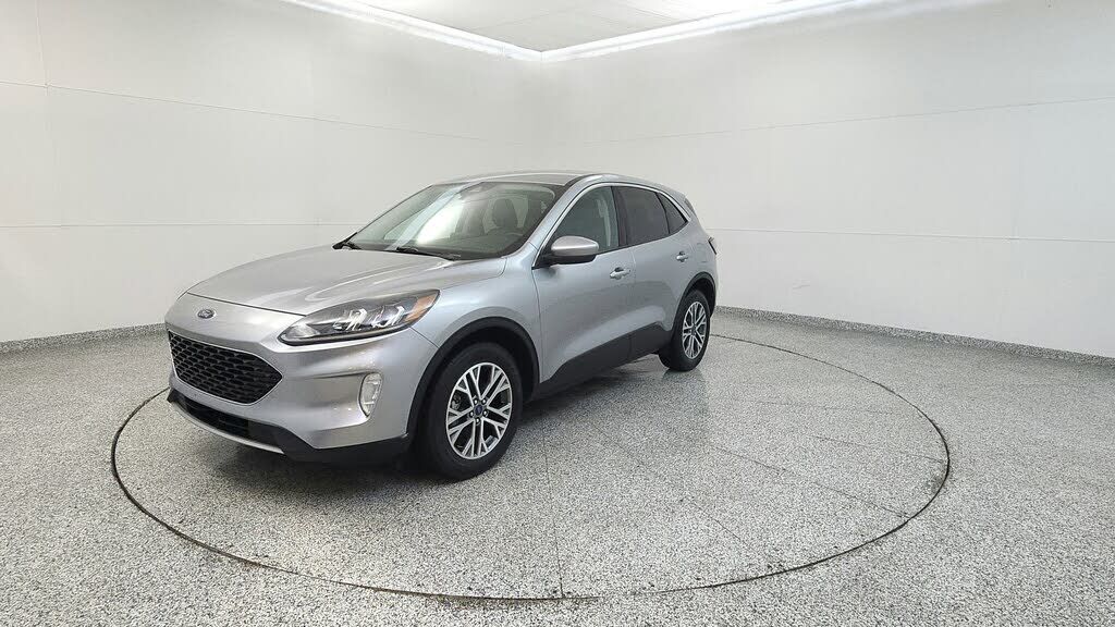 2022 FORD Escape