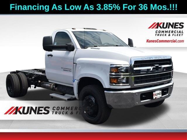 2024 GMC Silverado Medium Duty