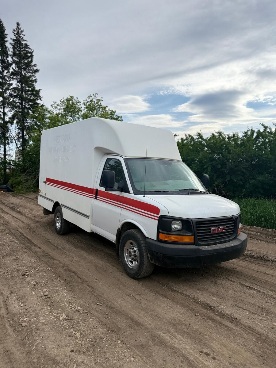 GMC Savana