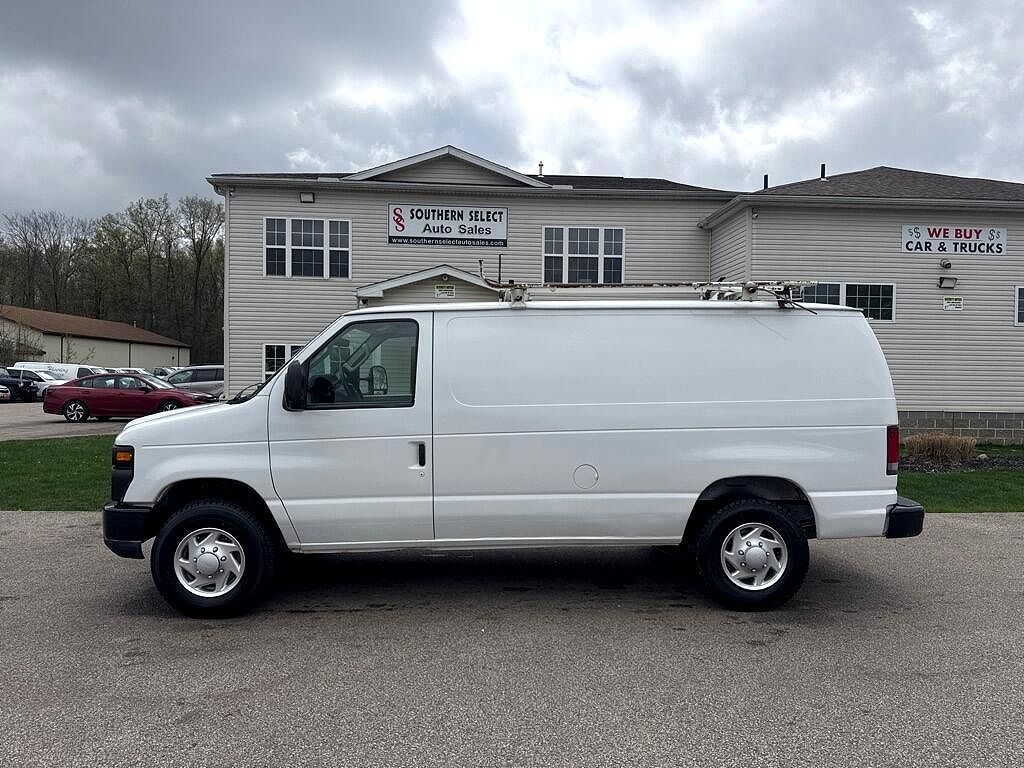 2013 FORD E-250
