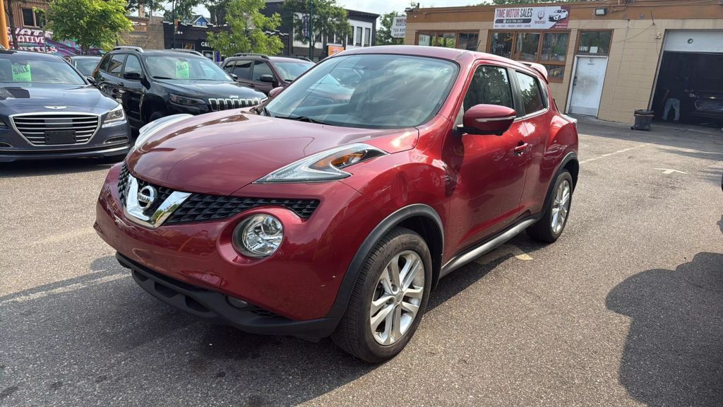 2016 NISSAN Juke