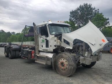 2020 MACK Granite - License Plate