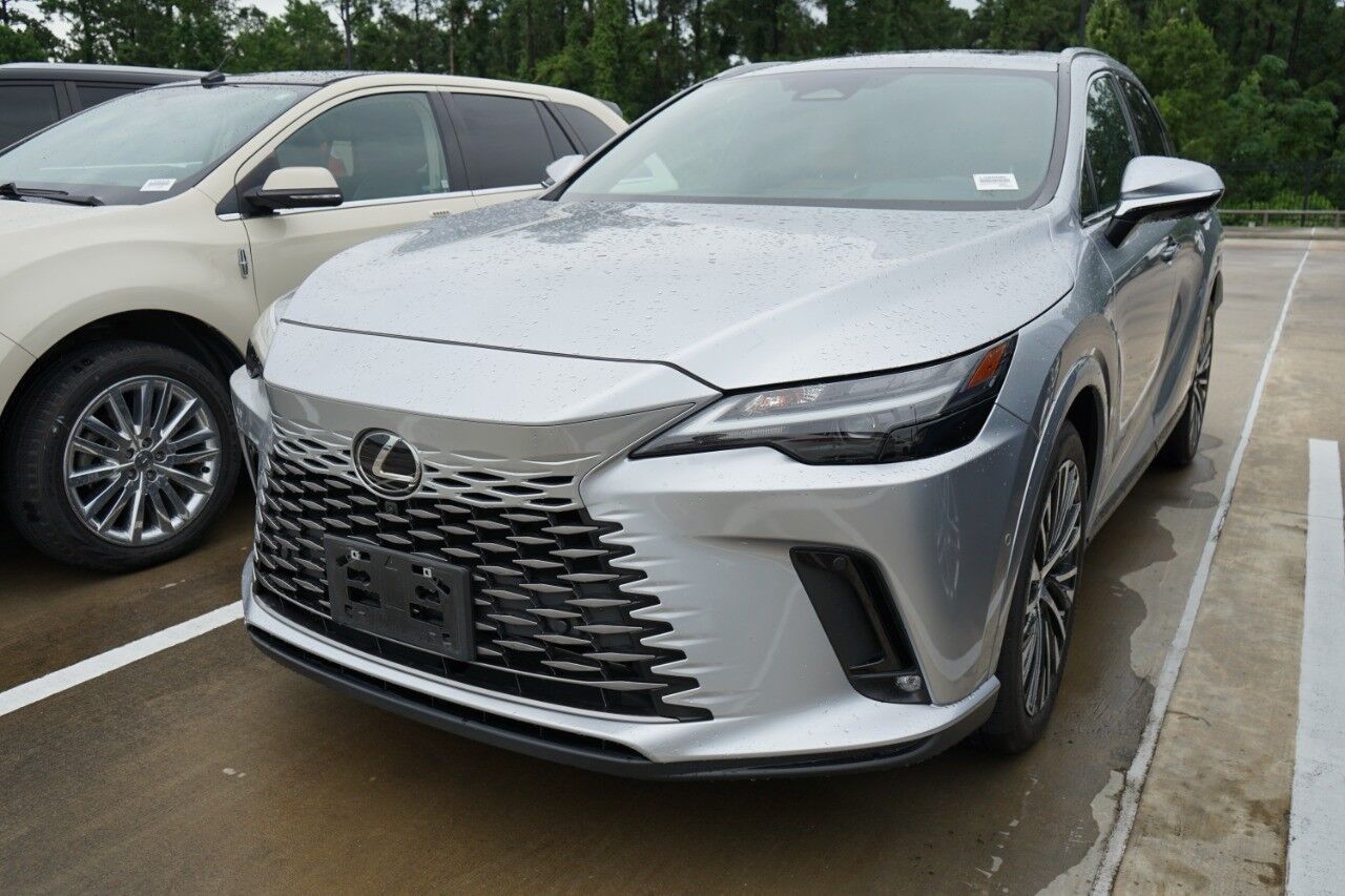LEXUS