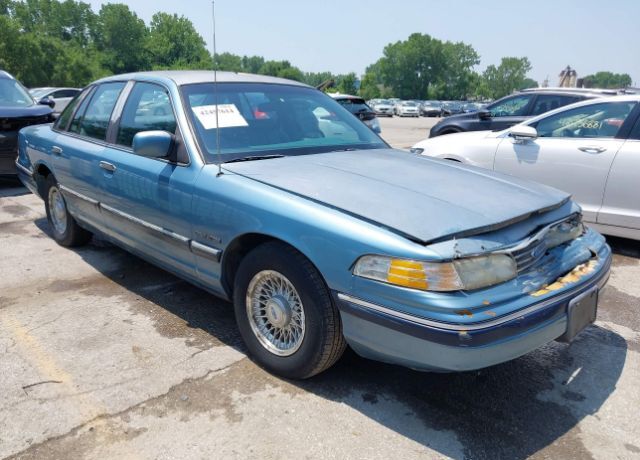Ford Crown Victoria