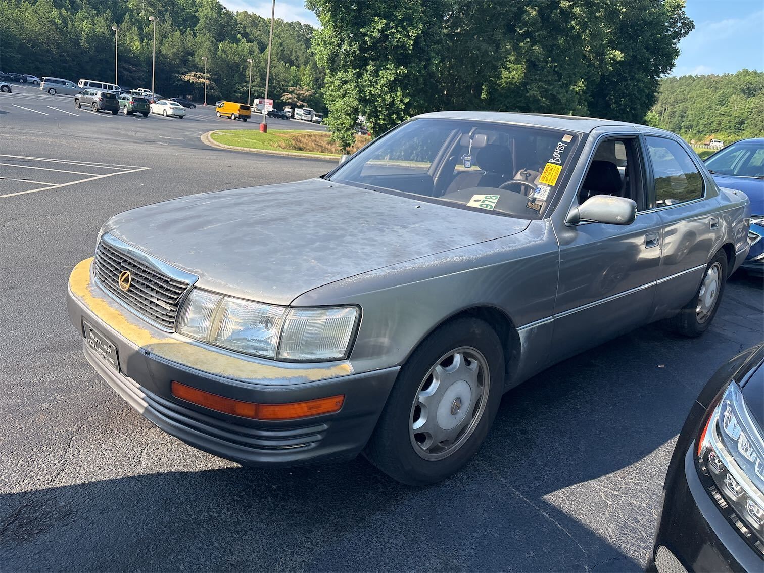 Lexus LS