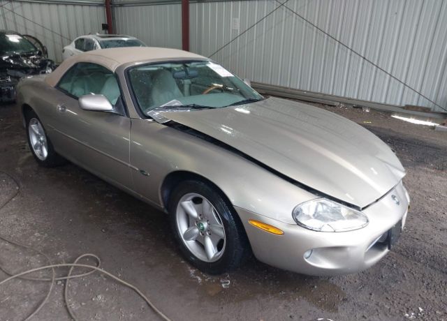 Jaguar XK8