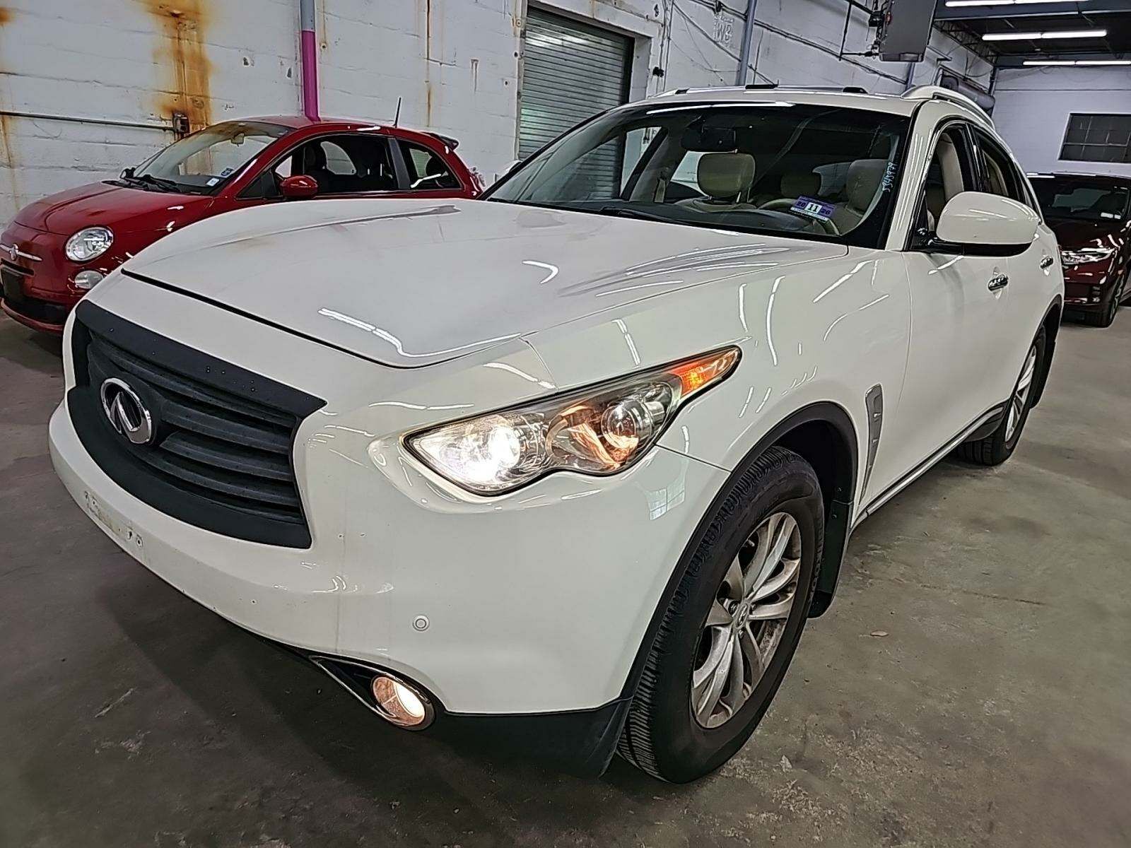 Infiniti FX35